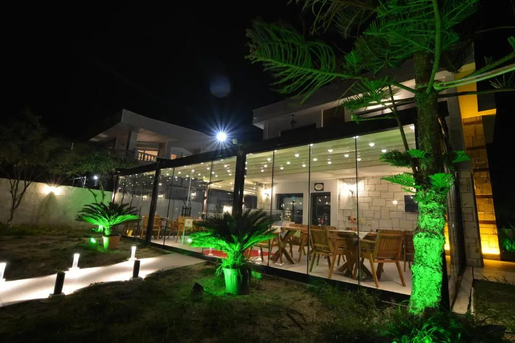 Hotel photo 12
