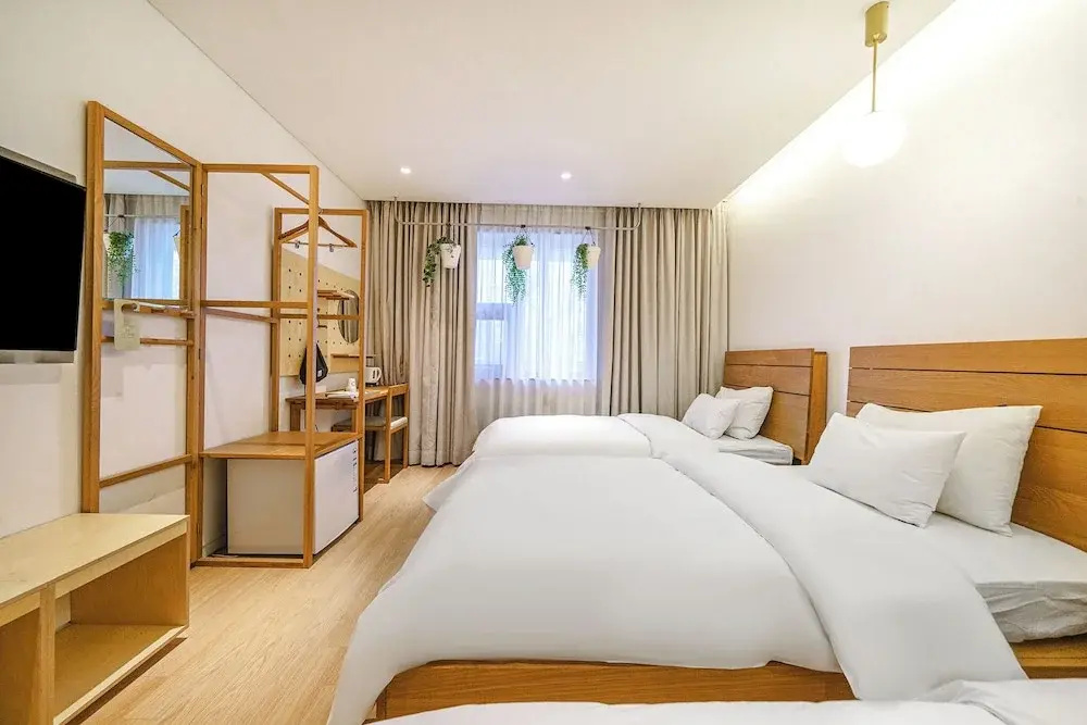 Standard Double Family room (twin beds)