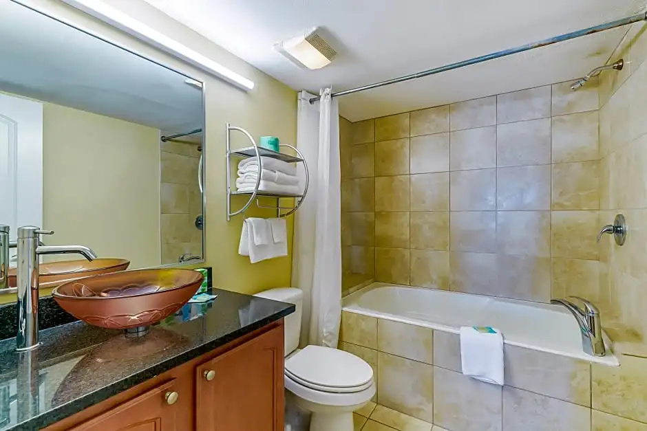 2 Bedrooms Quadruple Suite