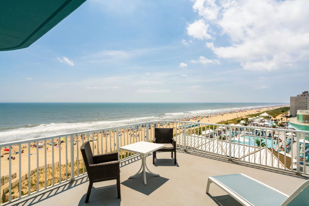 Beach & Waterfront