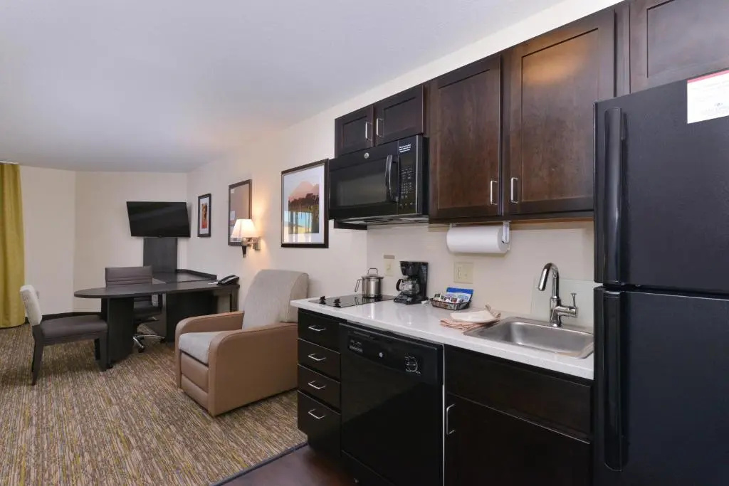 Double Studio (full double bed)
