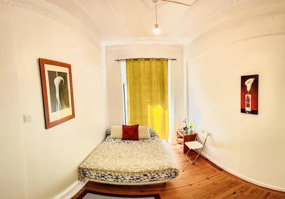 Double room (full double bed)