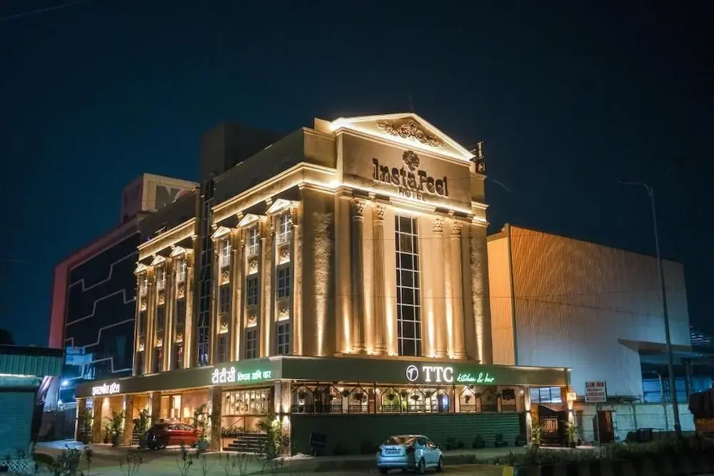 Instafeel Hotel