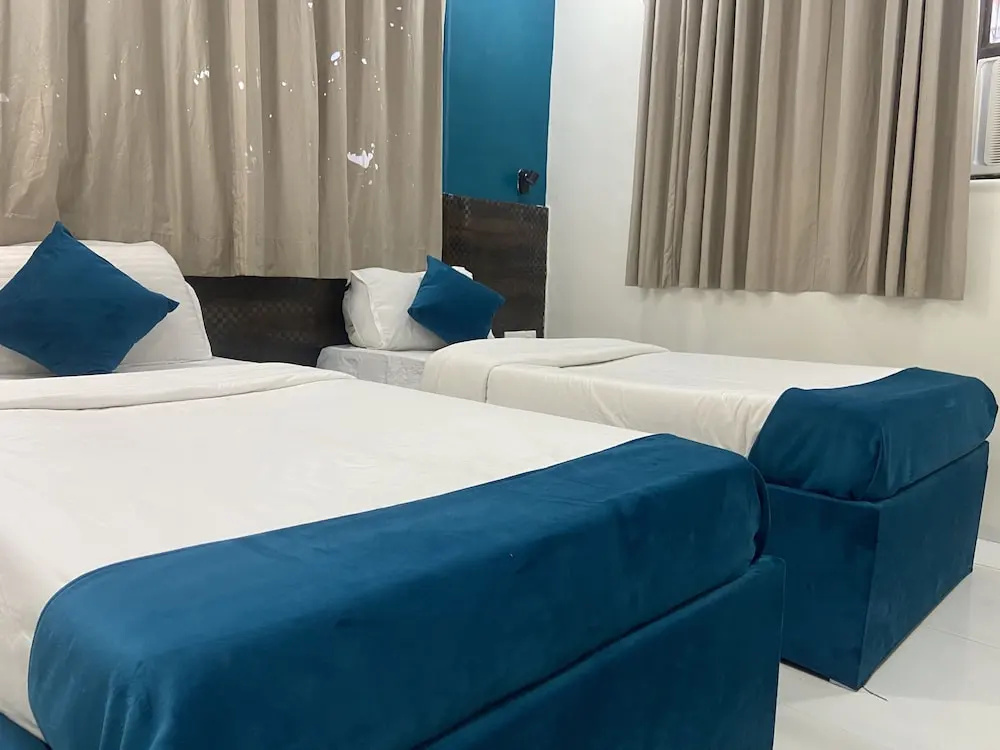 Deluxe Double room (twin beds)