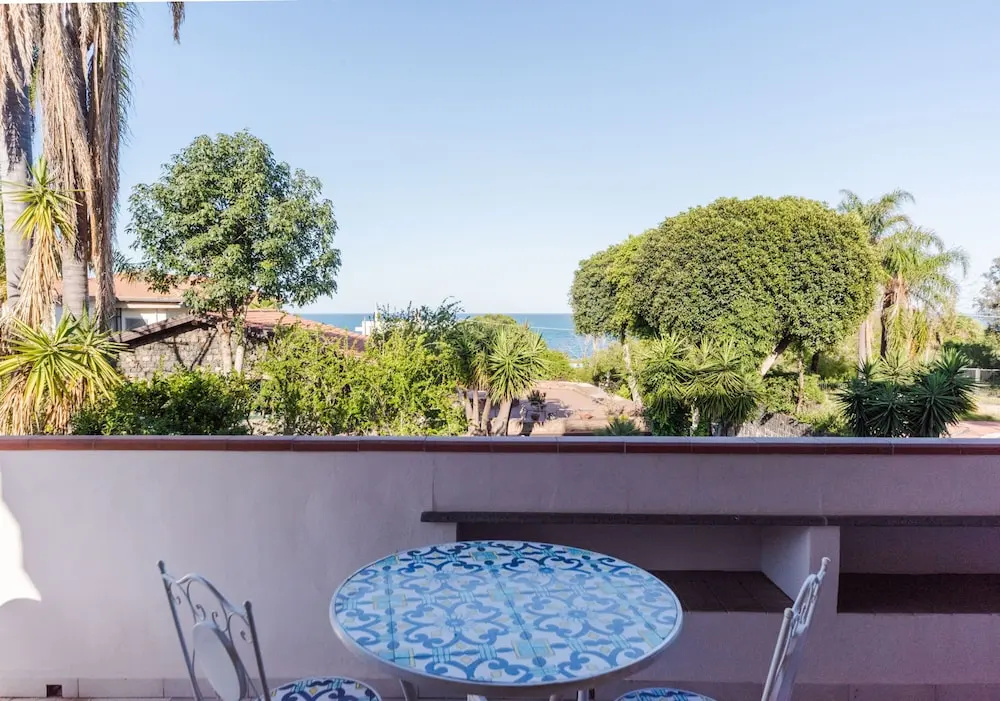 Margi Capomulini Home by Wonderful Italy