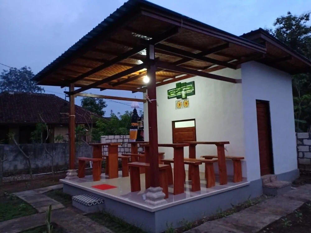 Santhi Guna Bungalow