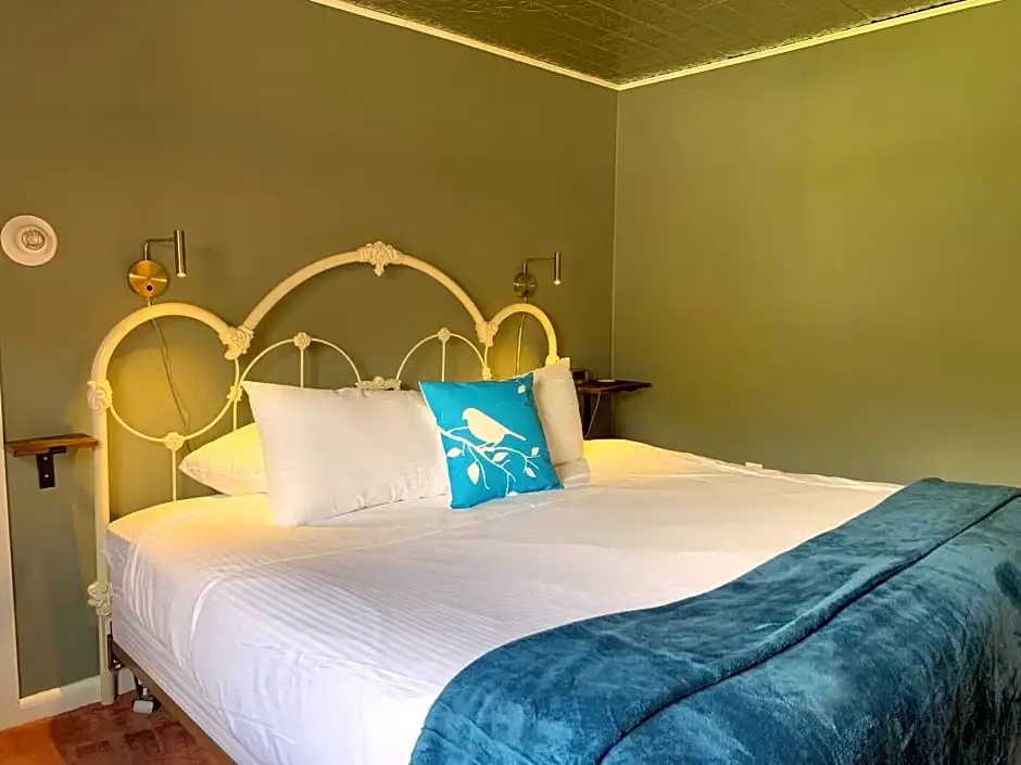 Standard room with garden view