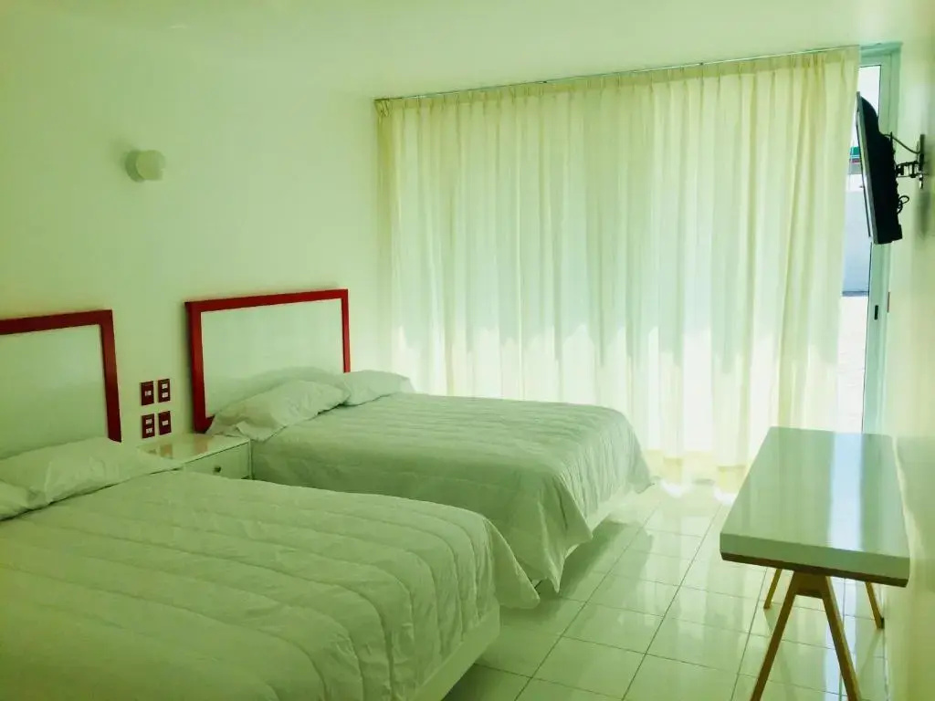 Standard Double room (twin beds)