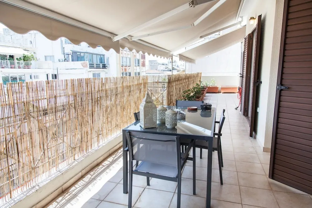Gorgeous apartment in Piraeus