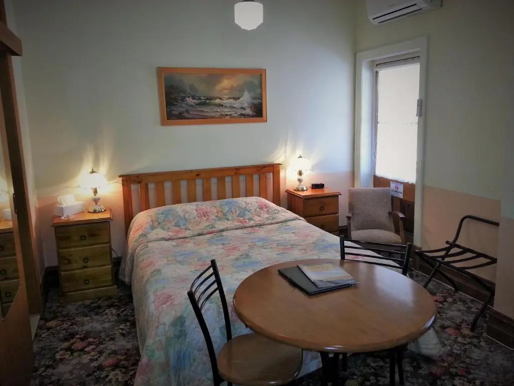 Standard Double room with balcony (twin beds)