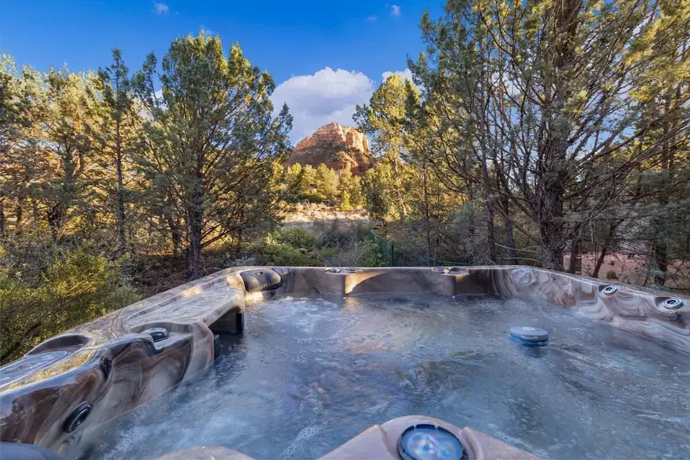 Mammoth Rock Oasis-1 bd 1ba Hot Tub Free Pets