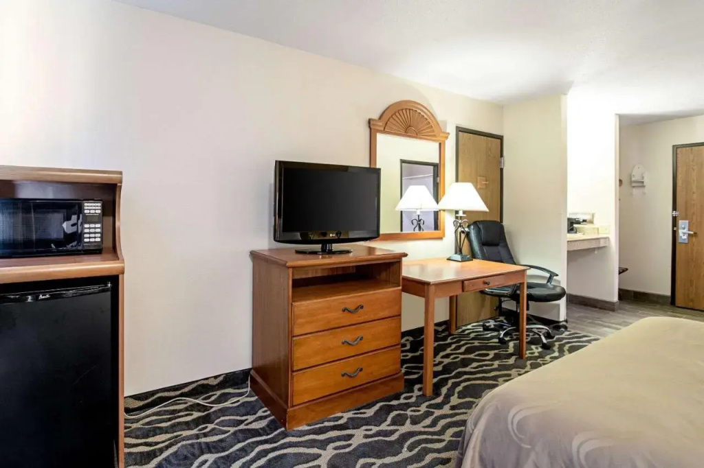 Comfort Inn Huron — фото 6