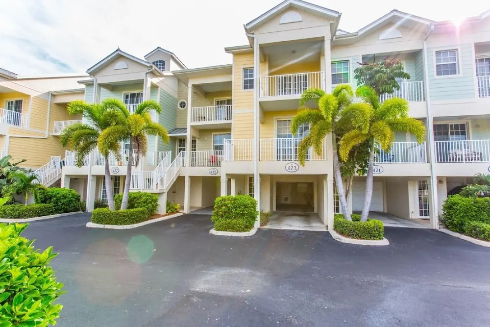 425 Little Harbor