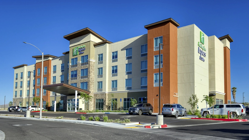 Holiday Inn Express & Suites Ridgecrest - China Lake By Ihg