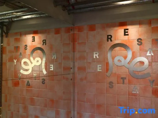 Qingdao Zhanqiao ReStay hostel and hotel (Qingdao Station)