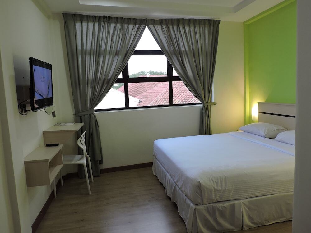 Merlin Hotel