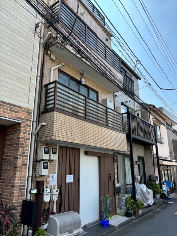 East Shinagawa Apartment