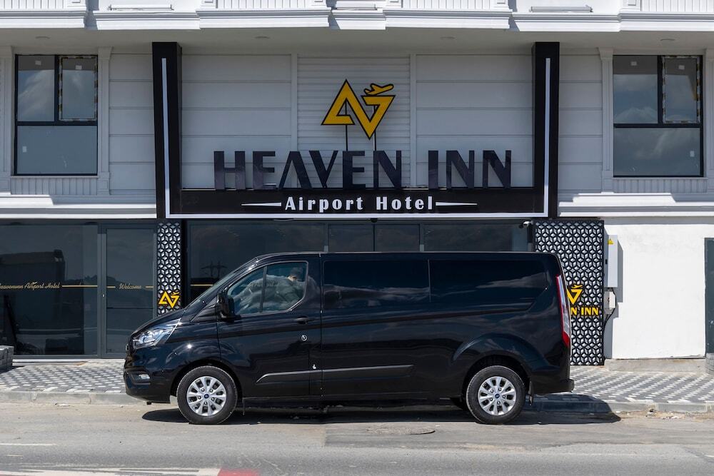 Heaven Inn Airport Hotel (By Ostrovok