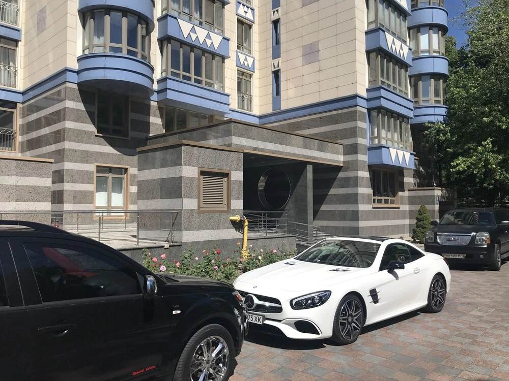 Luxury Condominium. Kiev center.