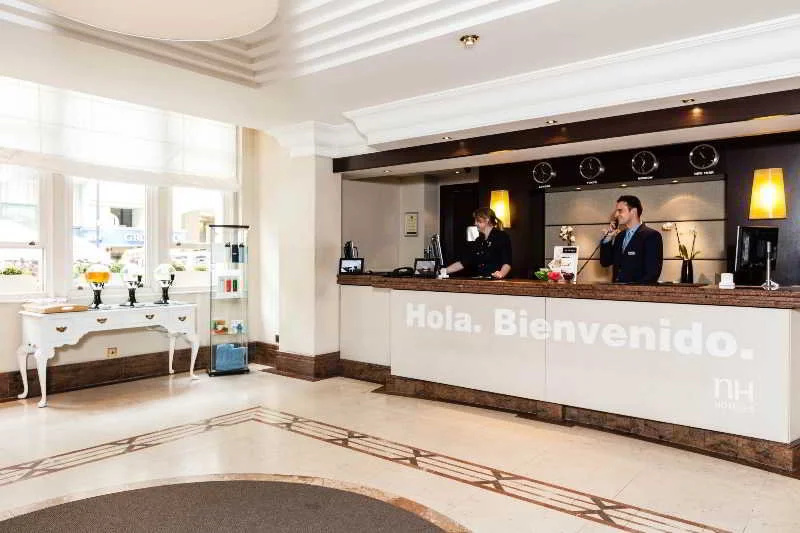 Lobby & Reception