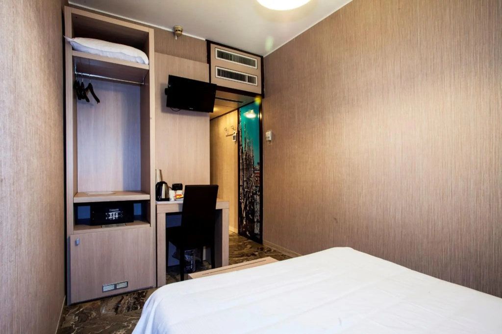 Single room