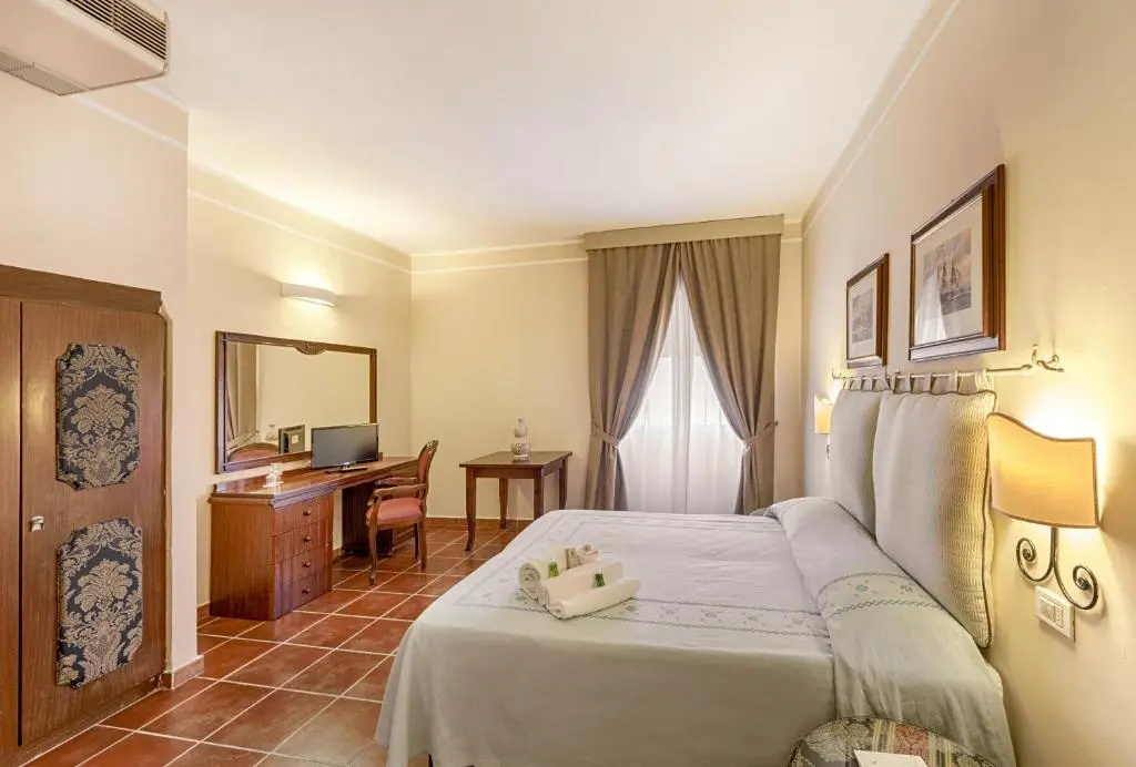 Colonna Palace Mediterraneo - Chambres