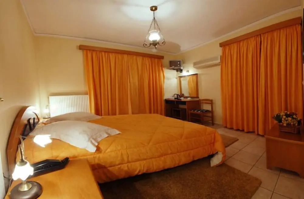 Economy room