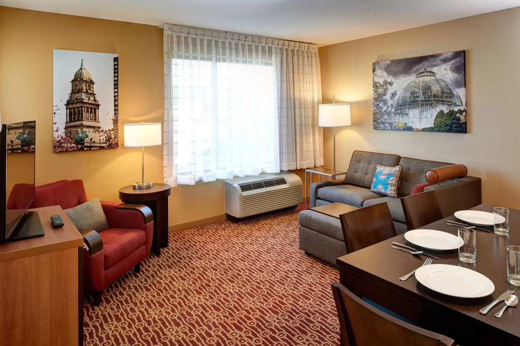 TownePlace Suites by Marriott Detroit Troy - Chambres