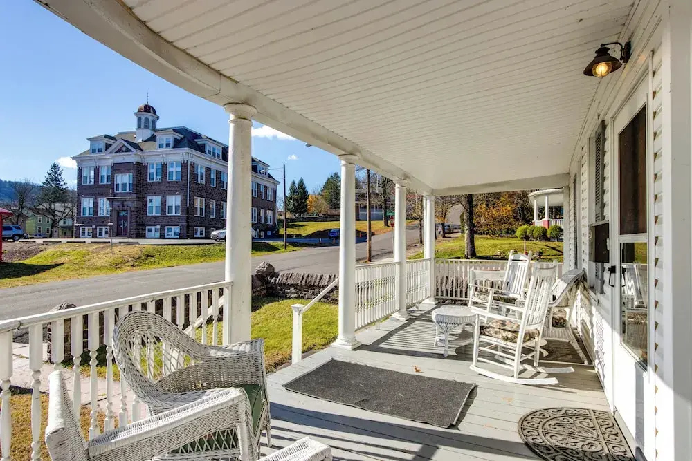 Near Trails, Fishing, Parks & More! Poconos Home