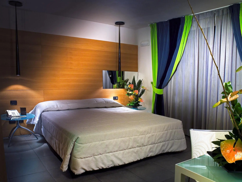Superior Double room (full double bed)