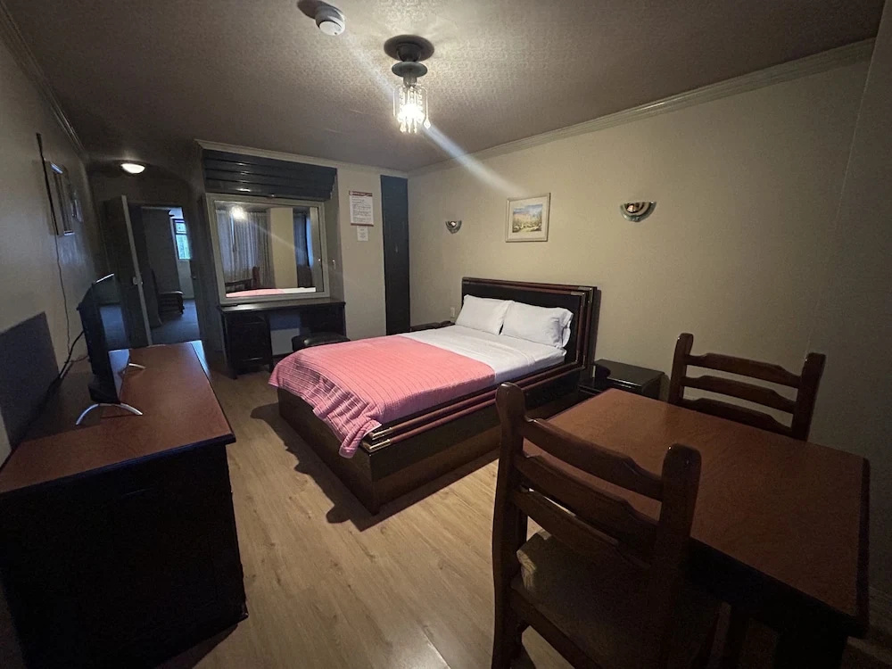 Economy room