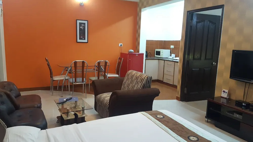 Standard Double Family room with balcony (full double bed)