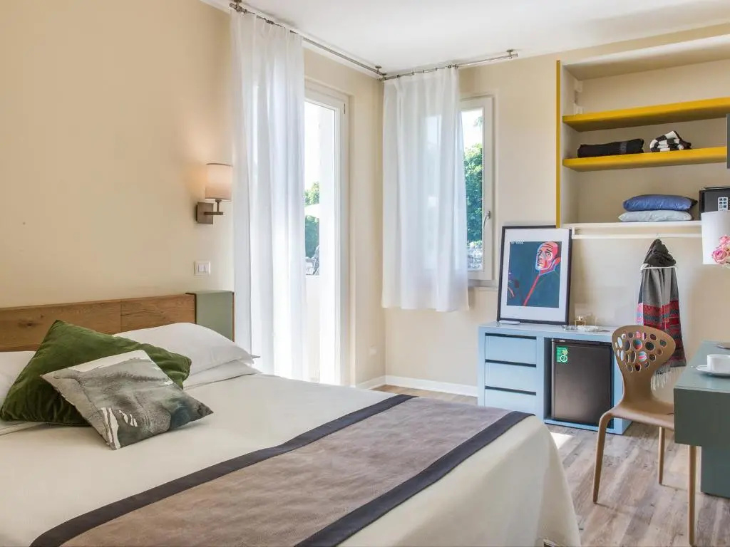 Superior Double room (full double bed)