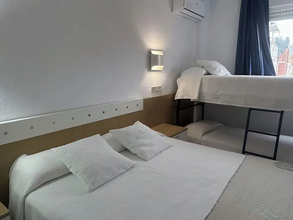Standard Triple room with mountain view