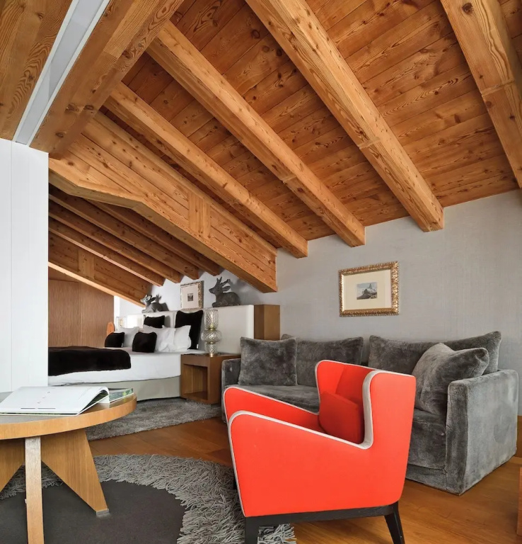 Luxury room