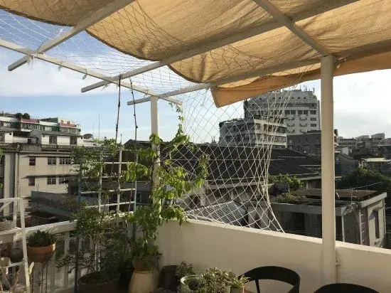 Sanzao Shiyue Hostel