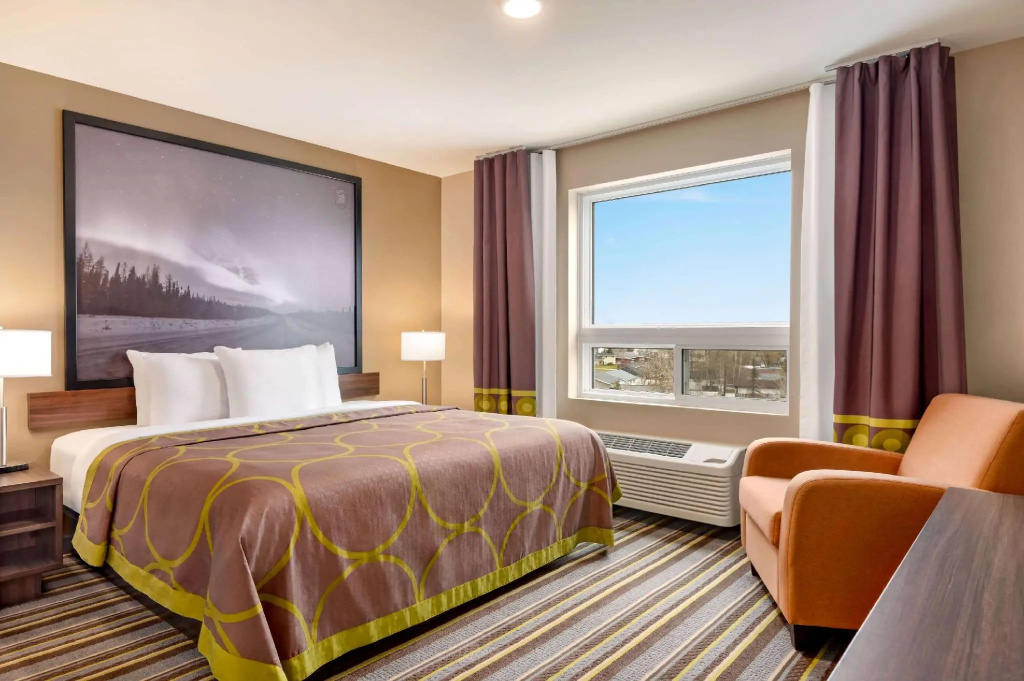 1 Bedroom Double Suite (full double bed)