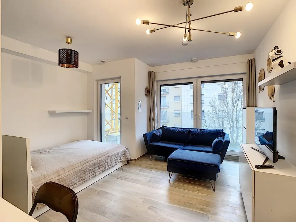 Brand New Studio in City Center