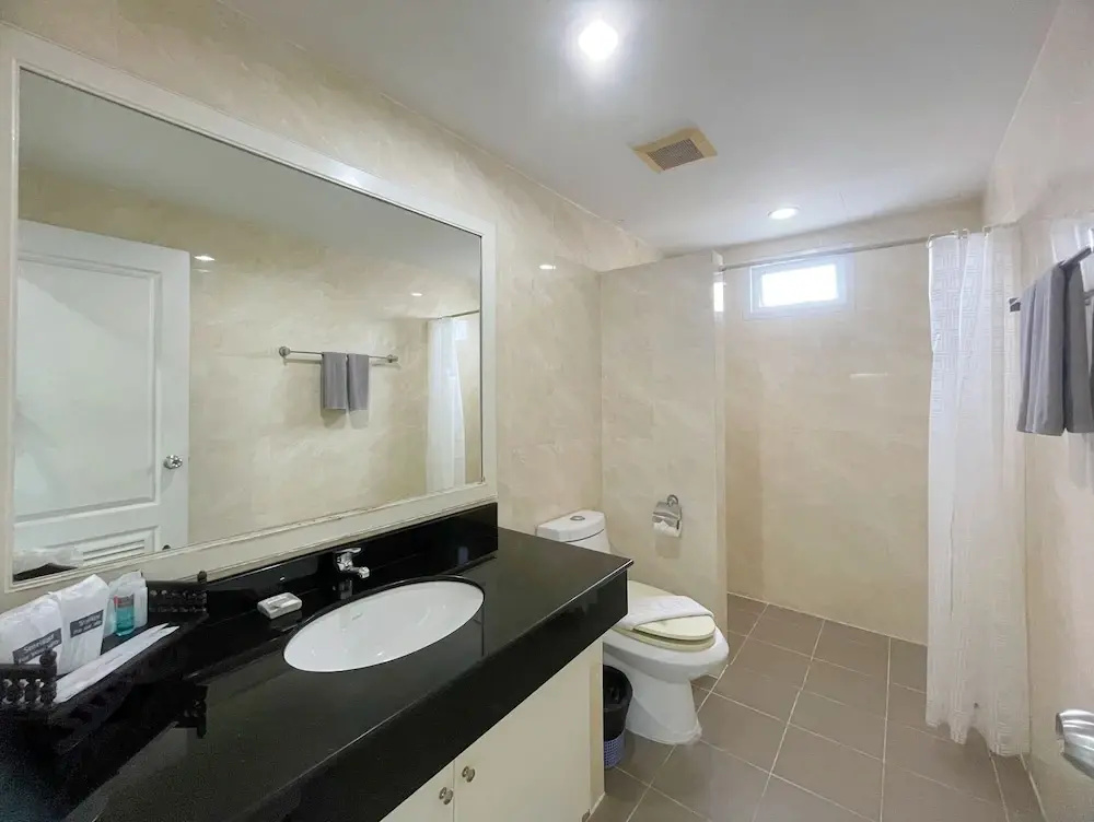 Superior Double room with balcony (full double bed)
