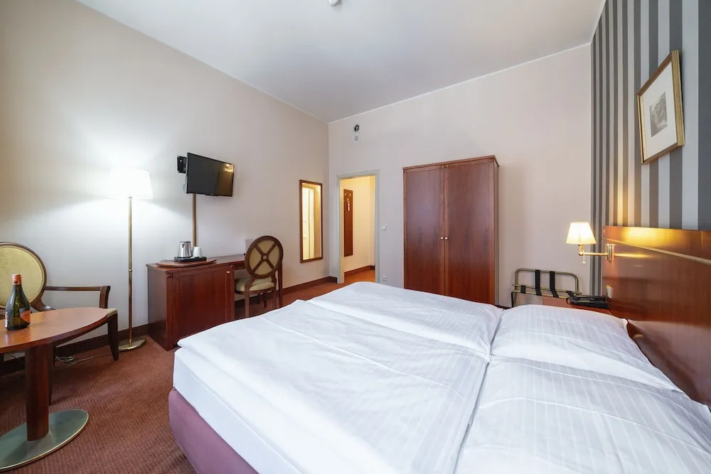 Standard Double room (twin beds)