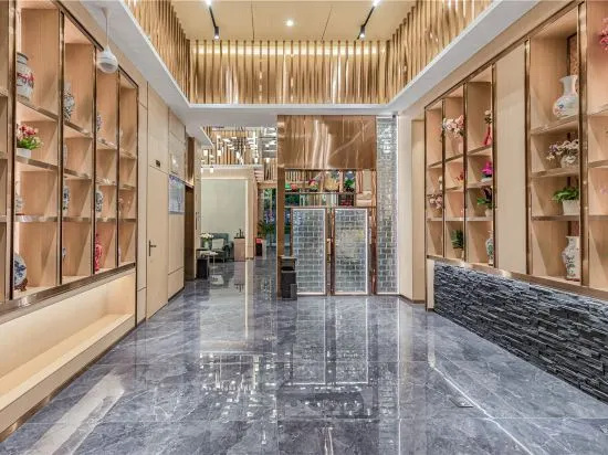 Manhao Holiday Inn in Jianshui