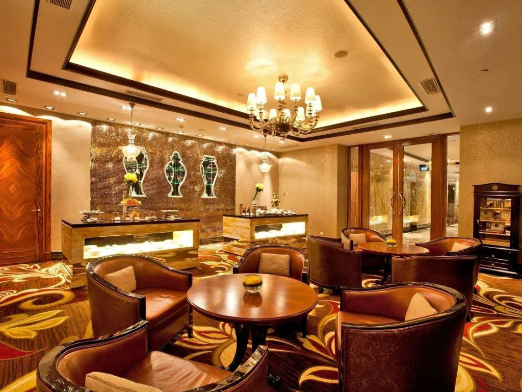 The Trans Luxury Hotel - фото 27