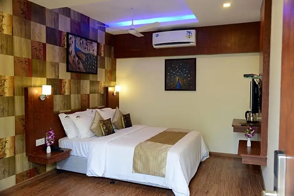 Executive Double room (full double bed)