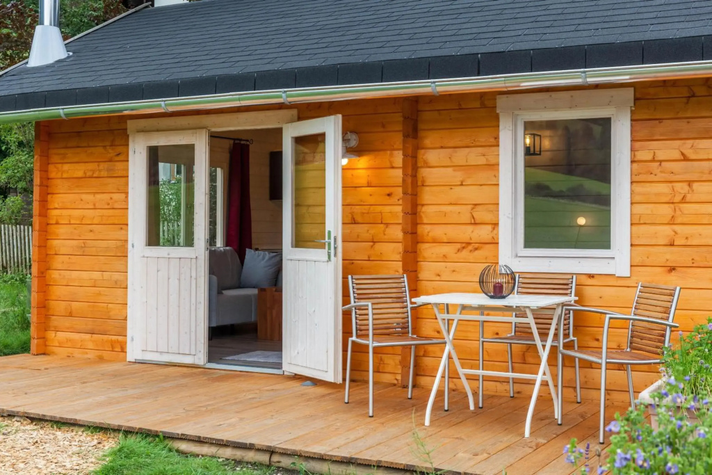 Sundowner Cabin