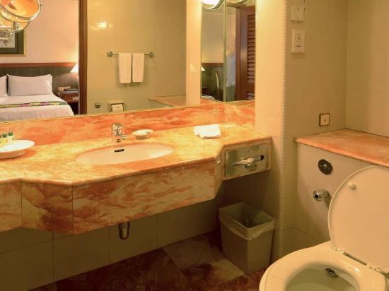 The Jesselton Hotel
