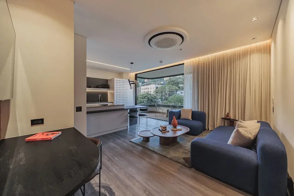 2 Bedrooms Deluxe Apartment