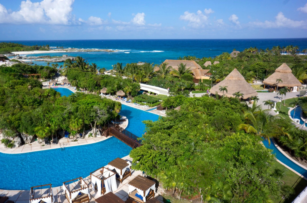 Beach & Waterfront