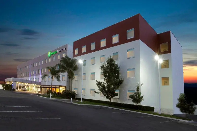 Holiday Inn Express & Suites Irapuato - Chambres