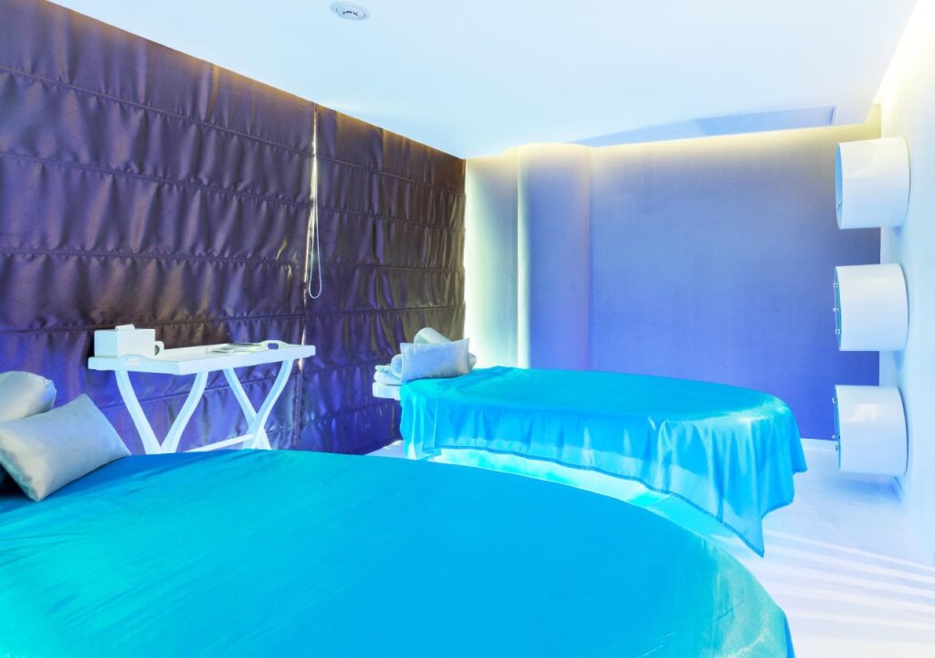 Double-Six Luxury Hotel Seminyak