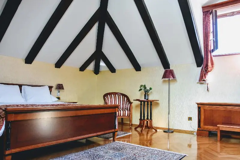 Hotel Kazbek - Chambres